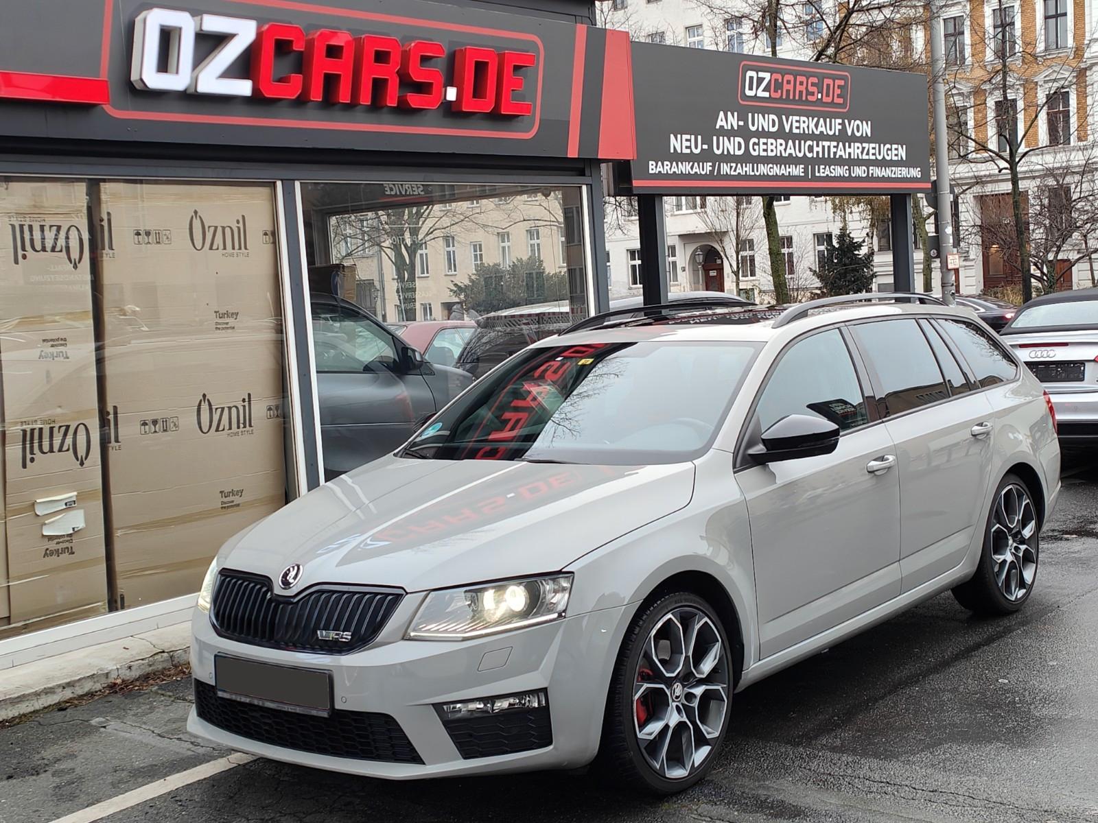 Skoda Octavia Combi RS*DSG*PANO*NAVI*XENON*LEDER*SZHZG