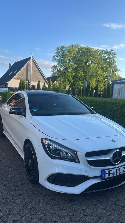 Image of Mercedes-Benz CLA 220
