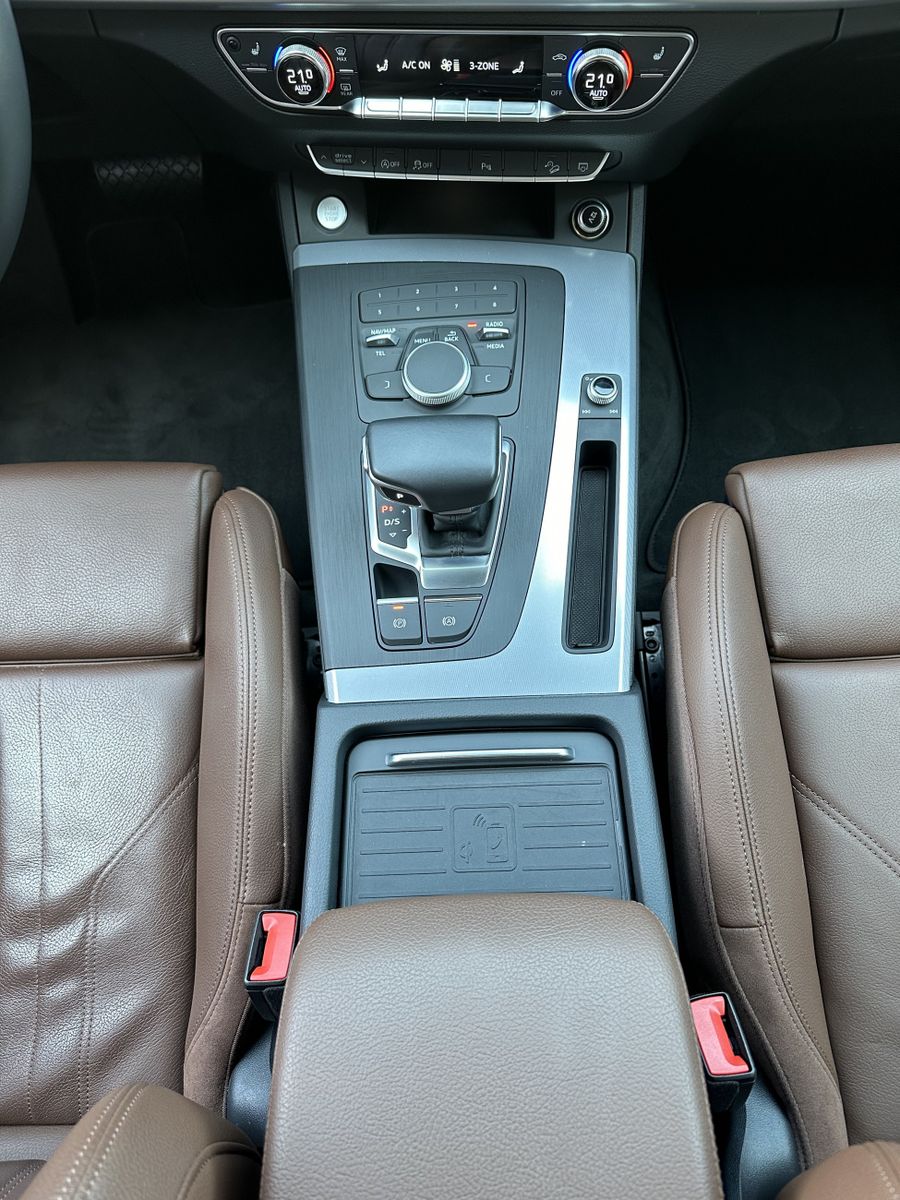 Fahrzeugabbildung Audi Q5 40 TDI Quattro Sport NAV+LED+ACC+HUD+B&O+1HD