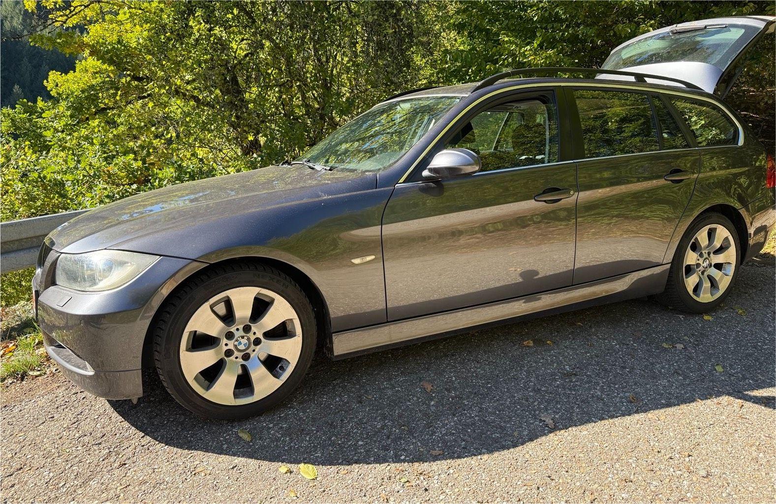 BMW 327, 2005