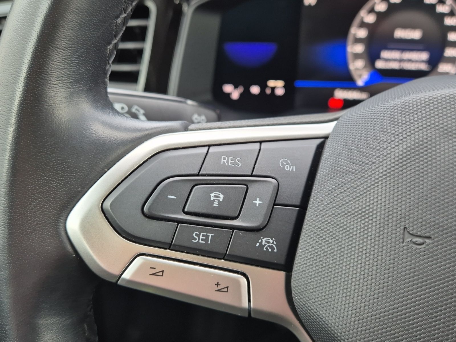 Fahrzeugabbildung Volkswagen Taigo TSI Life Kamera ACC LED Climatronic