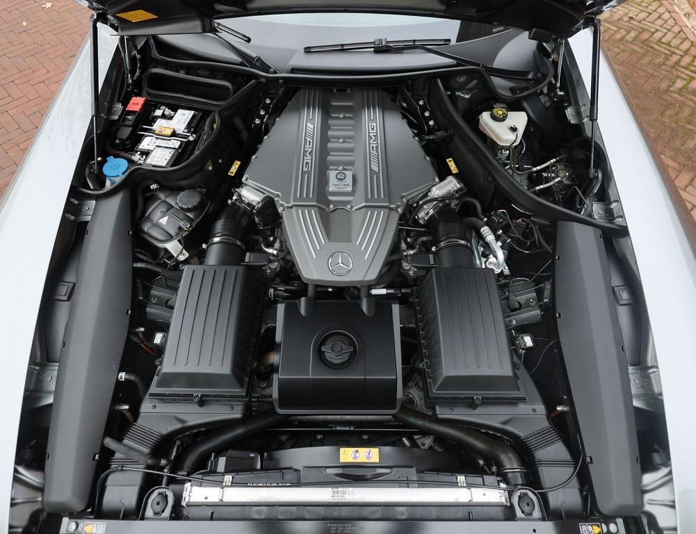 Mercedes-Benz SLS AMG