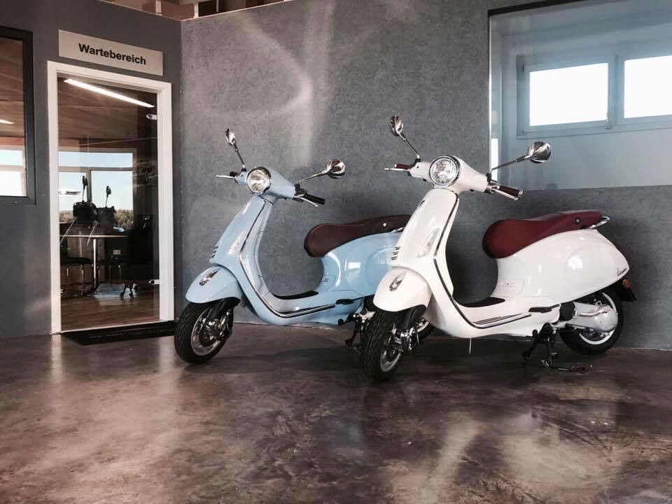 showroom-image-top
