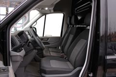 VW Crafter Kasten 35 mittellang HD/ AHK/ LED/ NAVI VW Crafter Kasten 35 mittellang HD/ AHK/ LED/ NAVI