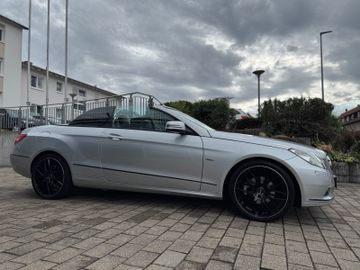Mercedes E 200 - 11