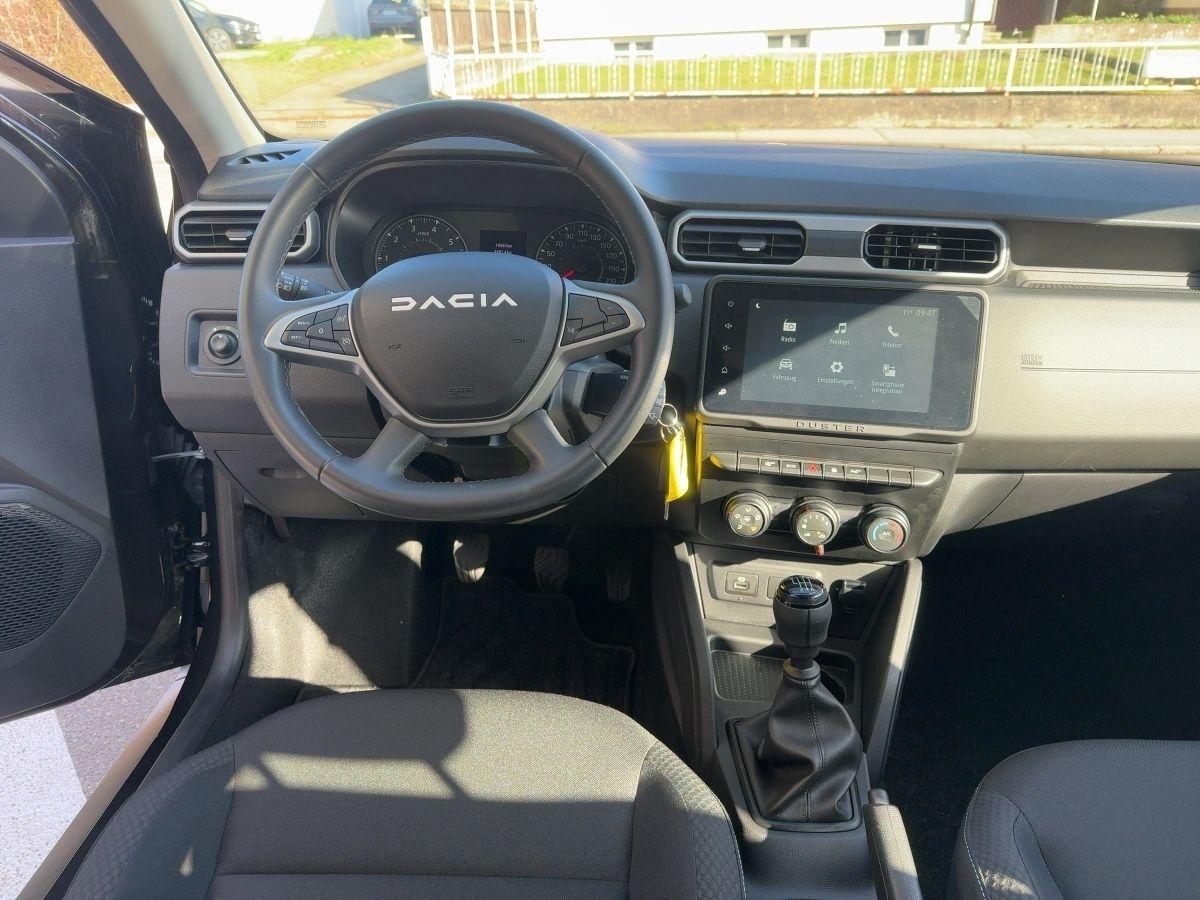 Fahrzeugabbildung Dacia Duster Expression TCe 130