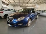 Lancia Delta 1.6 MJT DPF 105 CV Gold - blaue Lancia Delta