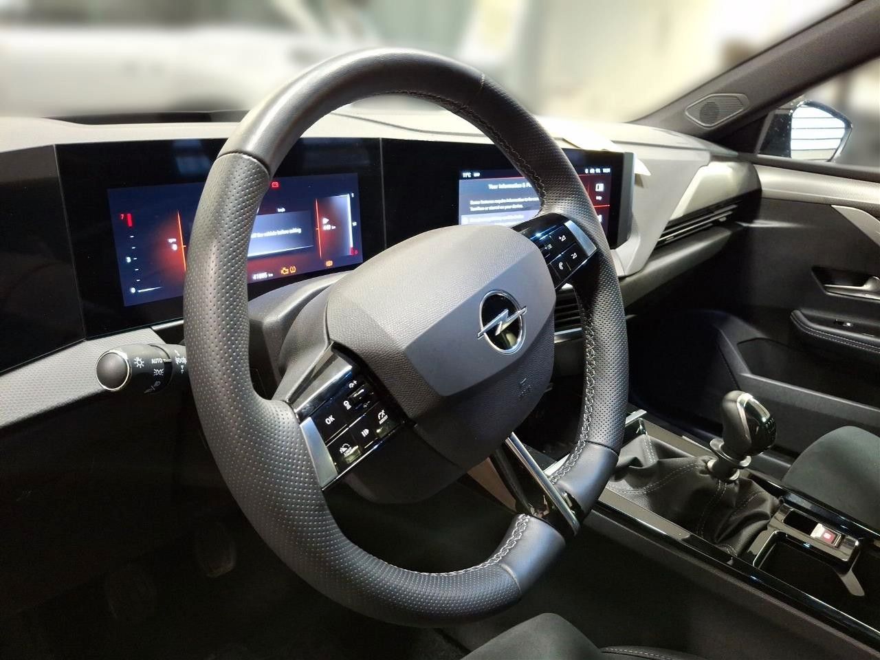 Fahrzeugabbildung Opel Astra L ST 1.2T GS SPORT NAVI/LED/360° /SPORT/SH