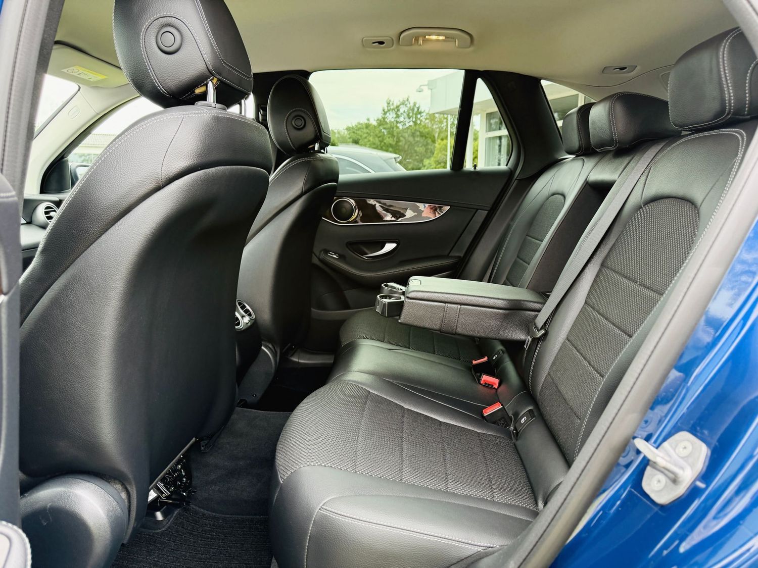 Fahrzeugabbildung Mercedes-Benz GLC 220 d 4M OFFROAD EXCLUSIV, LED, RFK, Spur, T