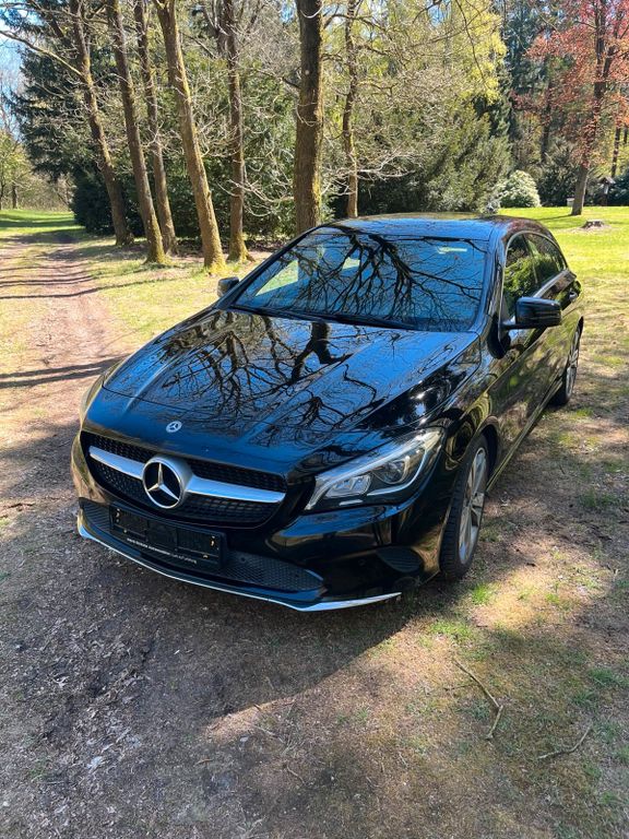 Image of Mercedes-Benz CLA 200 Shooting Brake