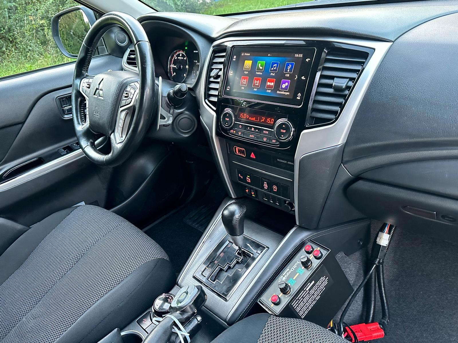 Mitsubishi L200 Intro Edition Doppelkabine 4WD Winterdienst