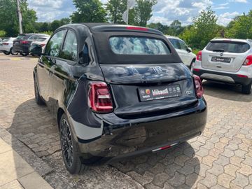 Fahrzeugabbildung Fiat 500 e Icon Cabrio , Kamera , Navi DAB , SHZ uvm