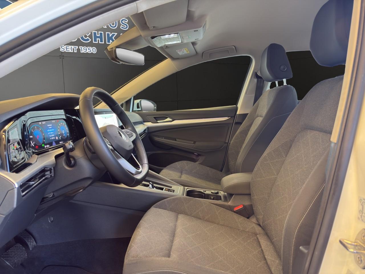 Volkswagen Golf VIII Var. 2.0 TDI DSG Life AHK+NAVI+STANDHZ, миниатюра 11
