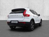 Volvo XC40 Plus Dark 2WD B3 EU6d digitales Cockpit Mem - weiße Volvo XC40
