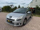 Peugeot 5008 1.6 Klima 7 Sitze - Peugeot 5008 mit Benzin-Antrieb: Kleinbus, 1.6