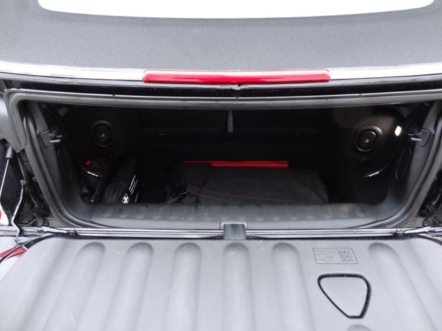 Fahrzeugabbildung MINI Cabrio Cooper S/1.Hd/Leder/Navi/PDC/51TKM/