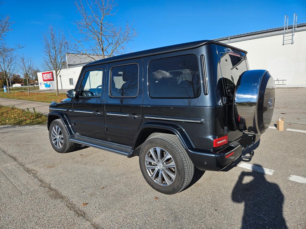 Mercedes-Benz G 400