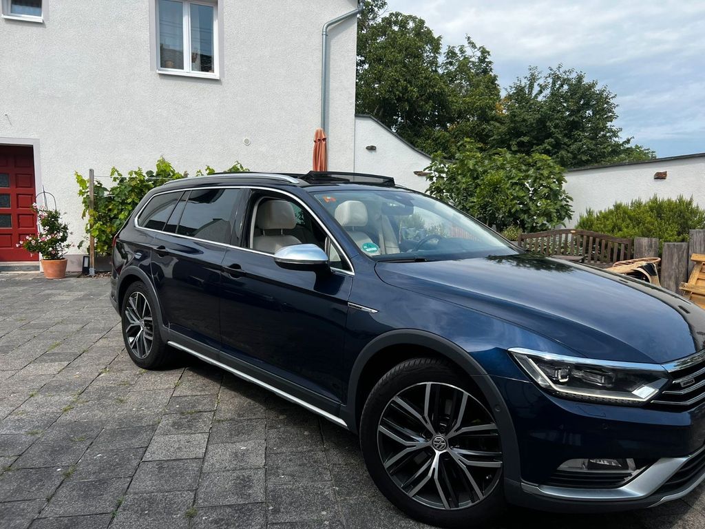 Image of Volkswagen Passat Alltrack