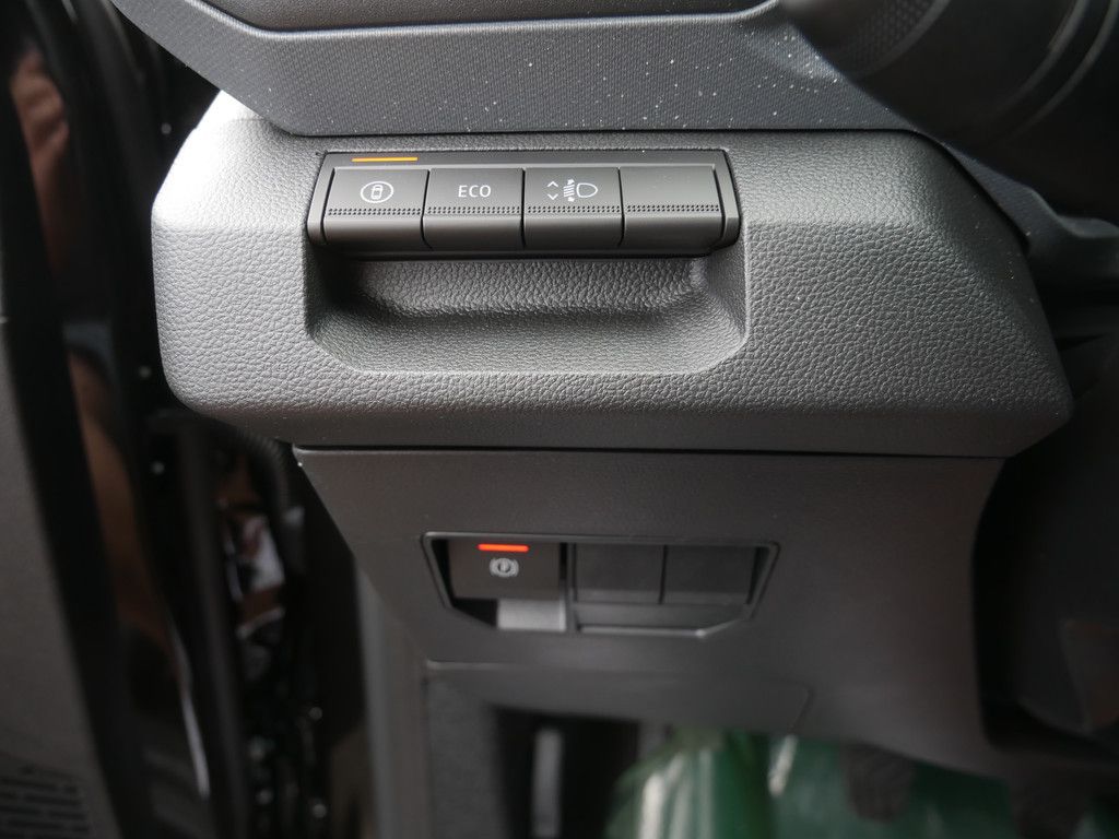 Fahrzeugabbildung Dacia Duster Journey Mild Hybrid 140