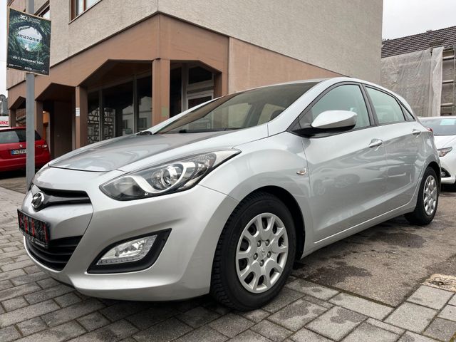 Hyundai i30 Trend *Tempomat, AHK, Bluetooth & TÜV 01/27*