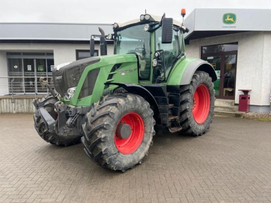 Fendt 826