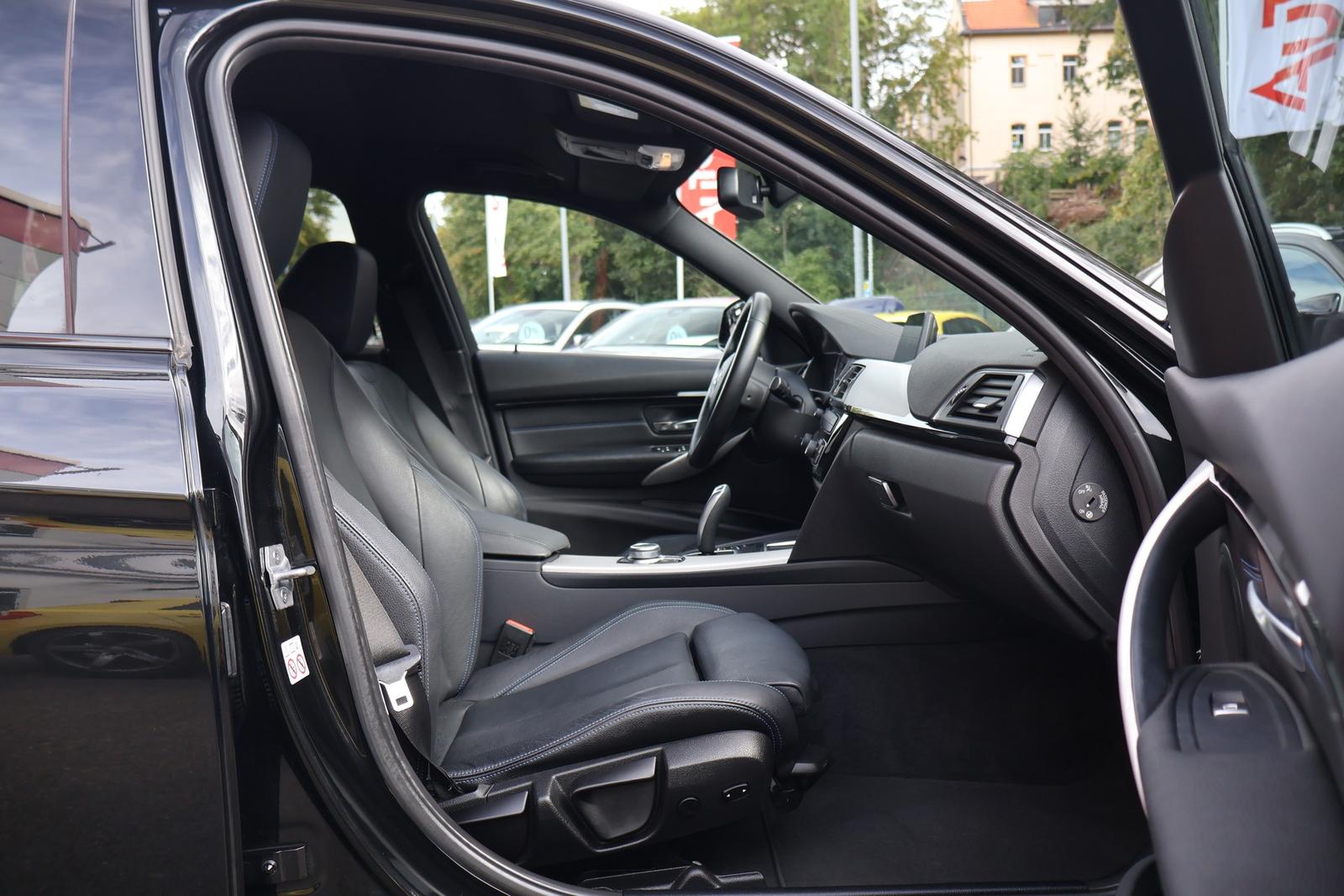 BMW 320i M Sport LED Navi Tempomat el. Heckklappe