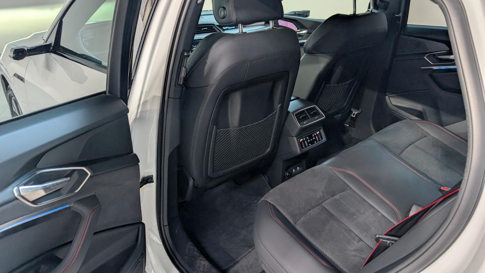 Audi Q8 Sportback e-tron 55 quatt S line AIR*BLACK-S