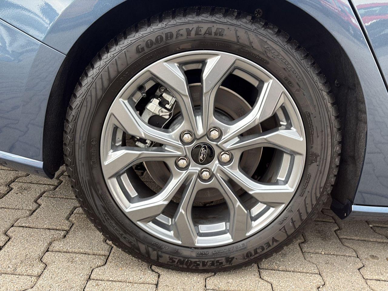 Ford Focus ST-Line X 1.0 EcoBoost MHEV LED Kamera AHK