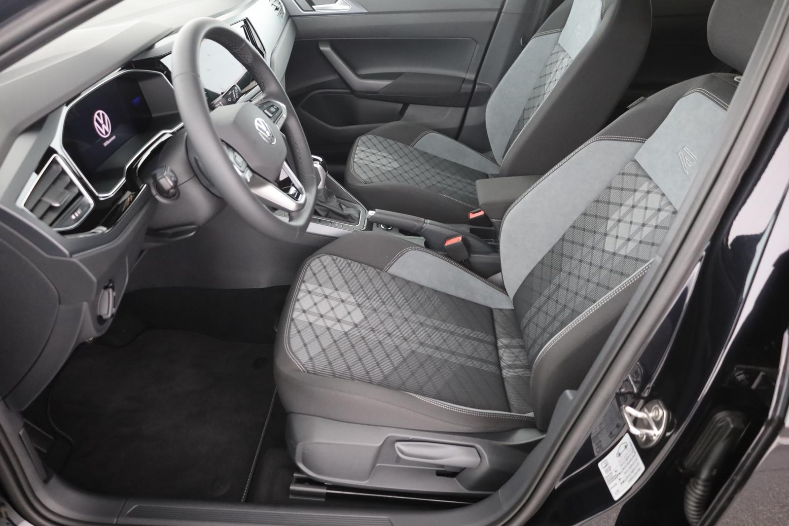 Volkswagen Taigo R-Line 1.5 TSI DSG Matrix ACC AHK