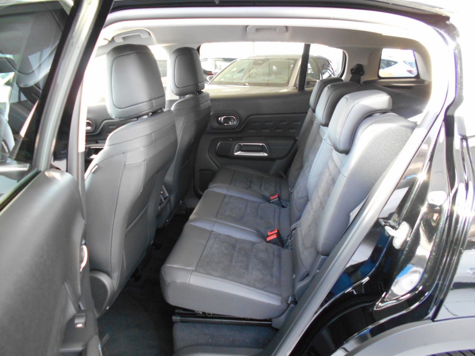Fahrzeugabbildung Citroën C5 Aircross Hybrid 136 e-DSC6 MAX