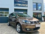 Volkswagen Touran Highline DSG Navi Xenon SHZ Kamera DCC - Volkswagen Touran: Braun