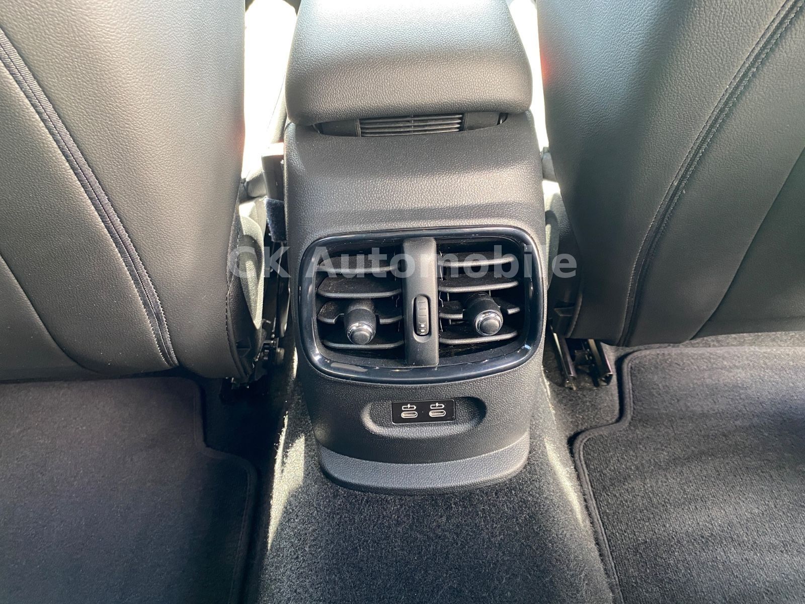 Fahrzeugabbildung MINI Cooper S Clubman All4 Chili/Navi Plus/LED/Kamera