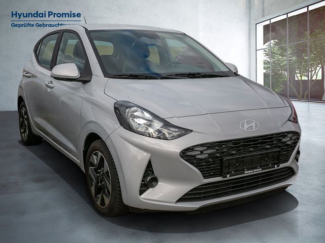 Hyundai i10 1.0 Trend Spurhalteassistent Kamera Navi
