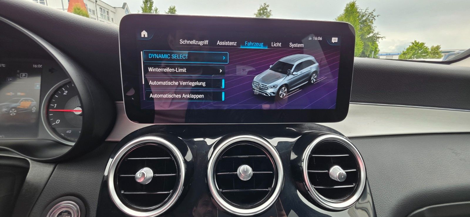 Mercedes-Benz GLC 220d 4Matic/Navi/LED/Kam/Leder/KeyLess/1Hand foto 15