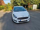 Ford S-Max Diesel 140kW 7-Sitzer Kam AHK LED Keyless - Ford S-Max: 140
