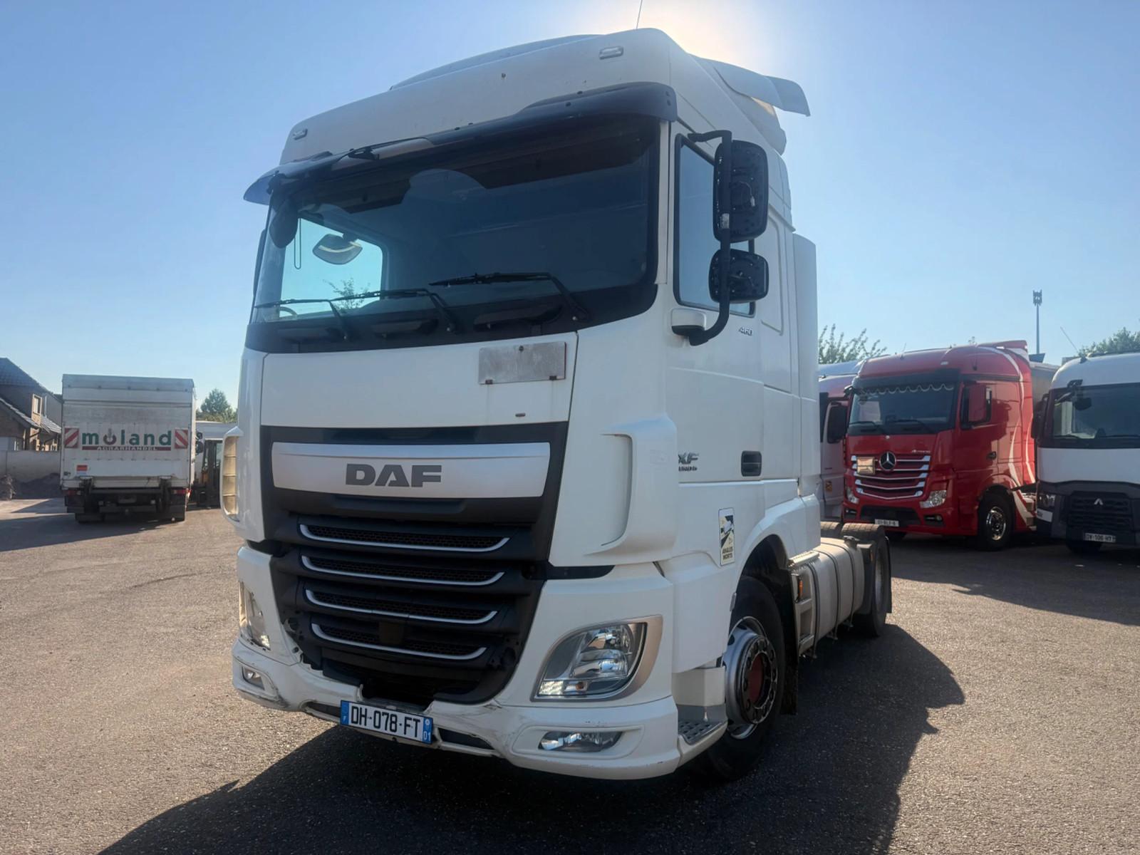 DAF XF 106.460 4x2 space cab