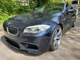 BMW M5 Baureihe M5 Lim. Basis - BMW M5 in Essen