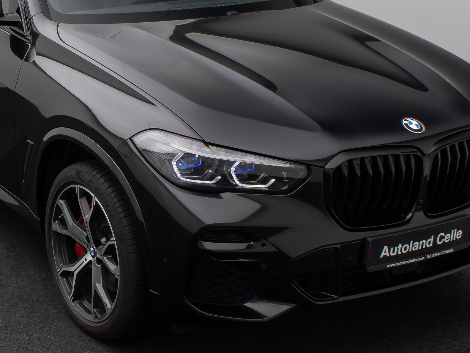 Fahrzeugabbildung BMW X5 xD30d M Sport Panorama Laser Kamera HUD HiFi