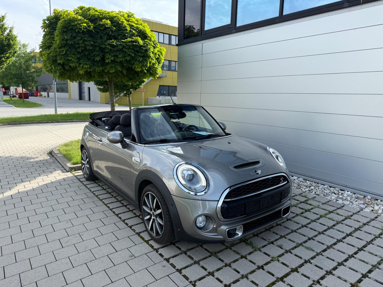 MINI Cooper S Cabrio  Leder/Navi/LED/Kamera