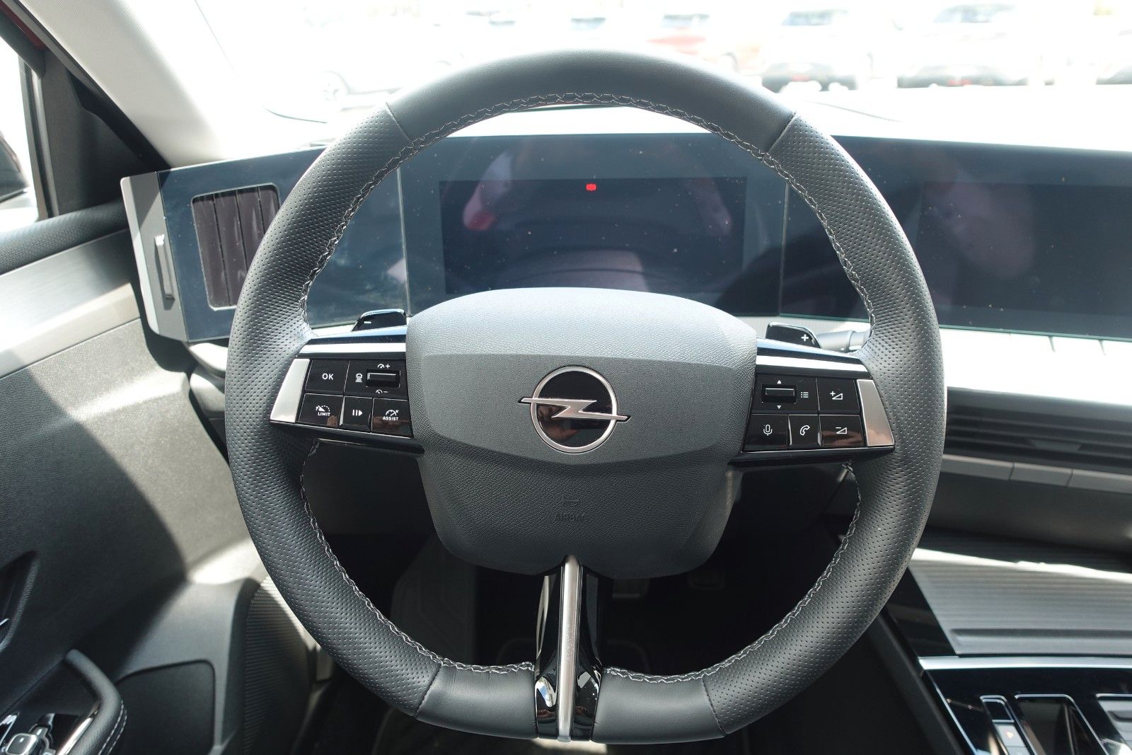 Fahrzeugabbildung Opel Astra L Sports Tourer Elegance PHEV,PP, RFK