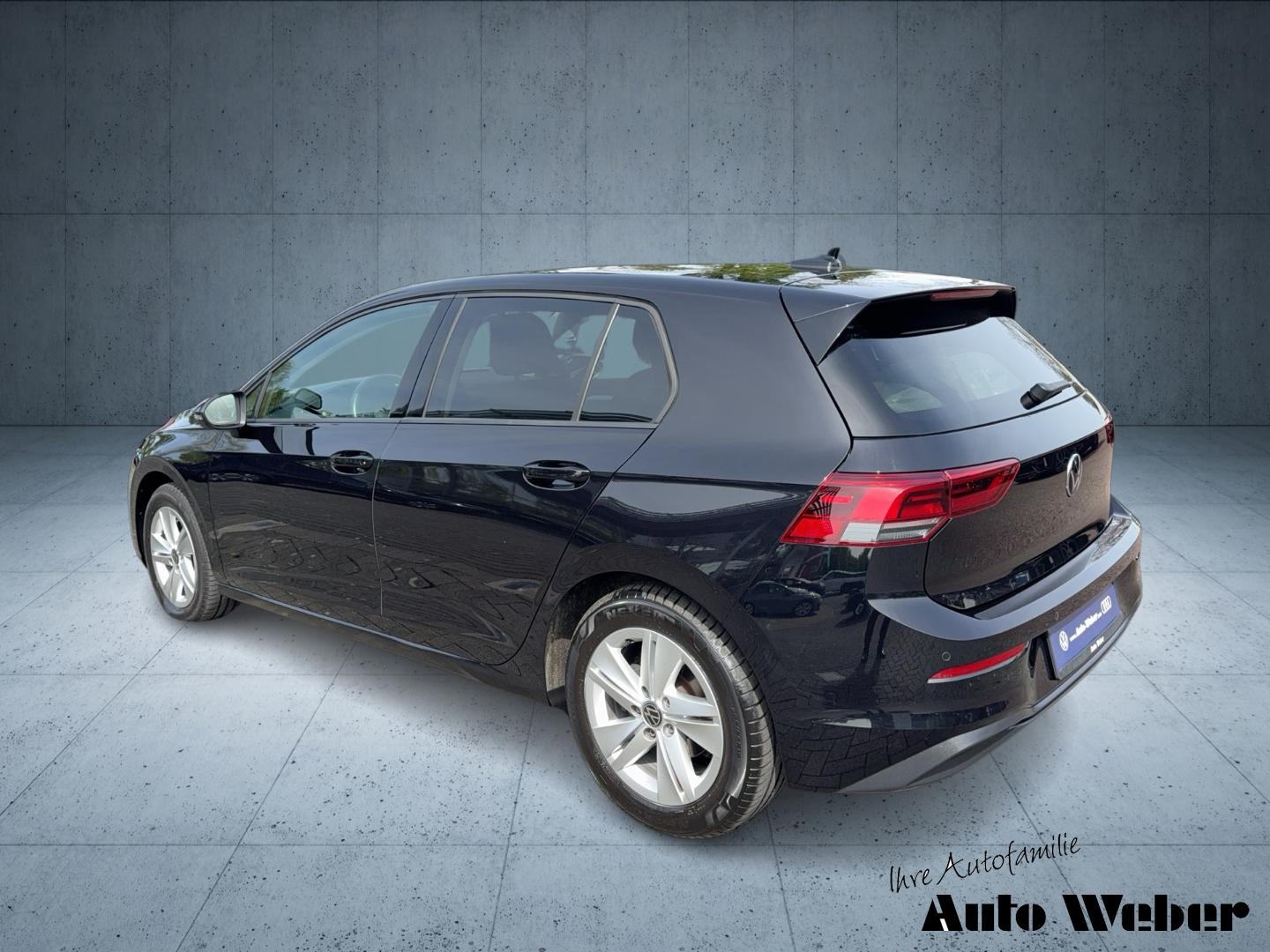 Volkswagen Golf 2.0TDI DSG Life LED Navi ACC AHK Fahrschule
