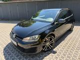 Volkswagen Golf VII Lim. GTD BMT*STHZ*NAVI*PDC*SCHECKHEFT* - Volkswagen Golf mit Diesel-Antrieb: Coupe