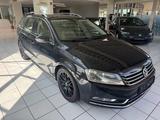 Volkswagen Passat Variant Highline 4Motion - Volkswagen Passat Variant aus 2011: Highline