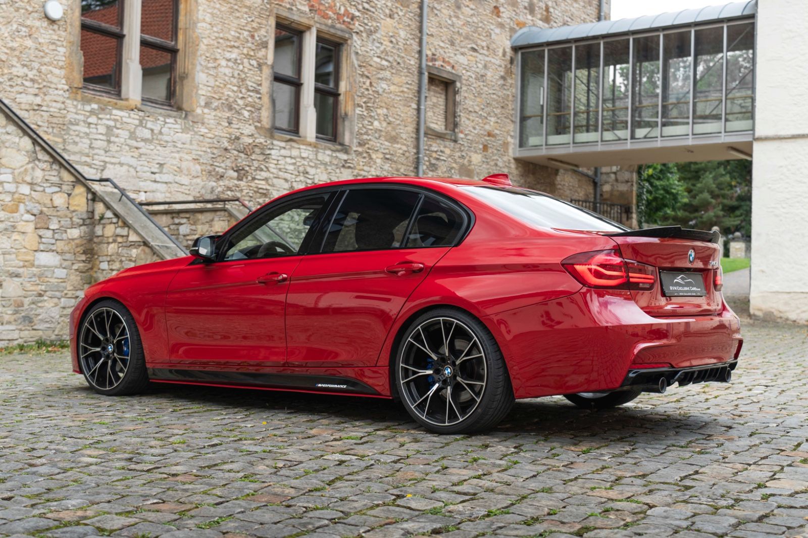 Fahrzeugabbildung BMW 340i M-Performance H&K TOTW LED CARPLAY KAM PDC