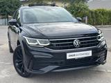 Volkswagen Tiguan Allspace R-Line 4Motion Matrix Pano H&K - VW Tiguan Allspace Gebrauchtwagen in München