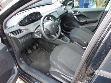 Bild 8 Peugeot 208 Active