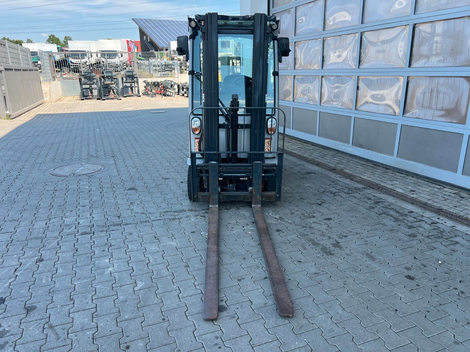 Fahrzeugabbildung Still RX70-16 / Triplex: 4.60m / 627h! / SS