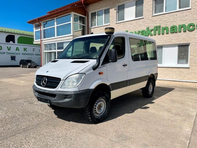 Mercedes-Benz SPRINTER 313 CDI 4x4 bus manual vin 460 vin 207