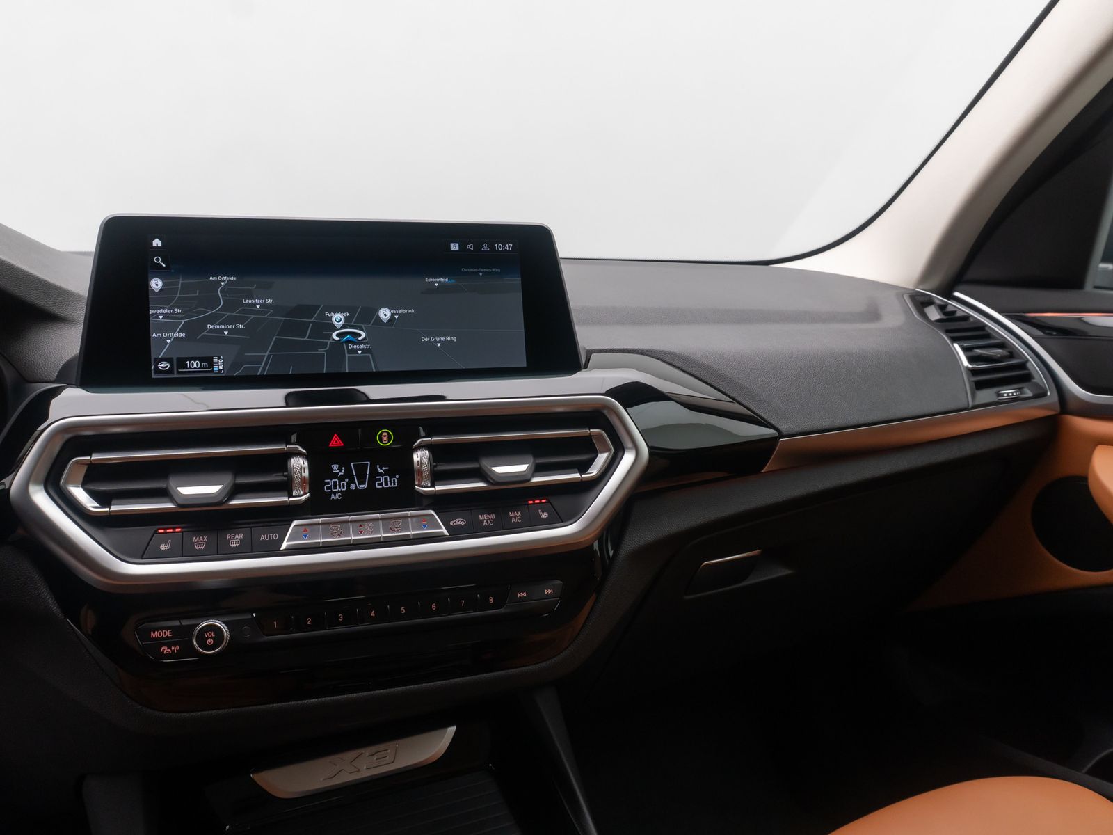Fahrzeugabbildung BMW X3 xD30e Kamera DAB Sportsitz AHK Leder 18Zoll