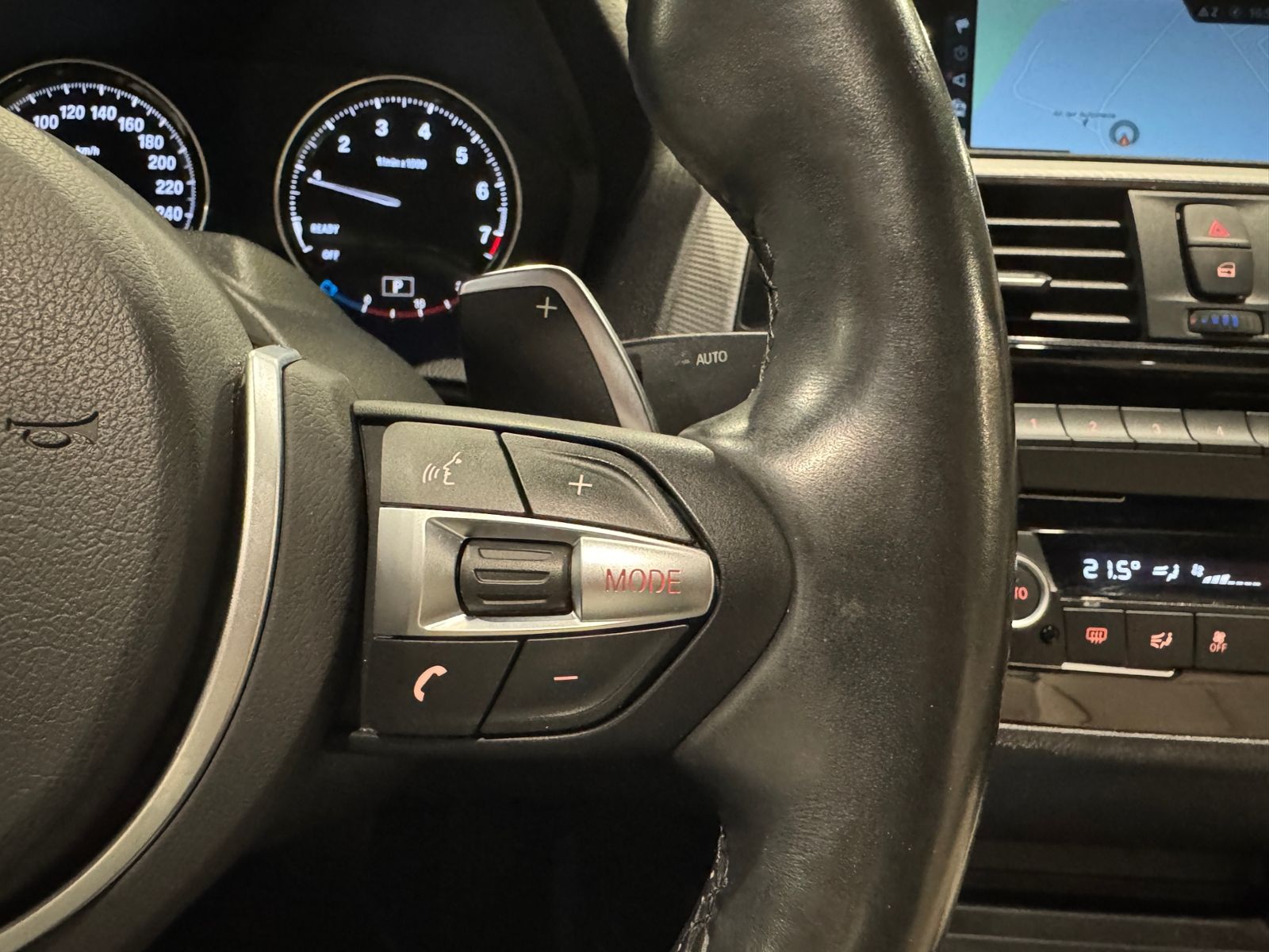 Fahrzeugabbildung BMW 230i Cabrio M Sport LED NAVI ALU